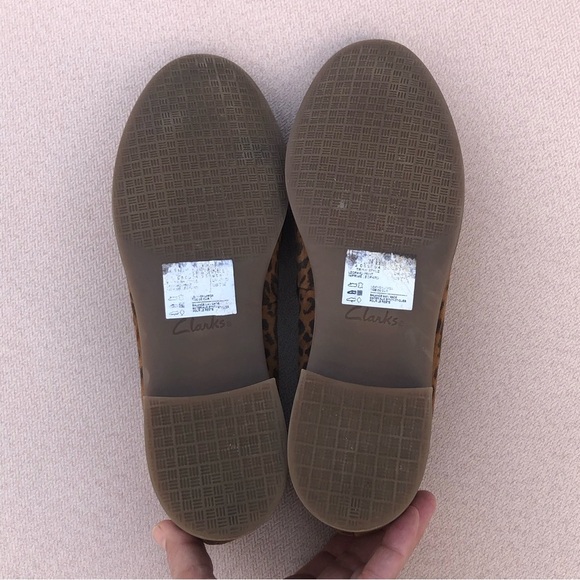 CLARKS TRISH STYLE WOMENS LEATHER SLIP-ON VENETIAN LOAFERS 7 - Picture 11 of 15